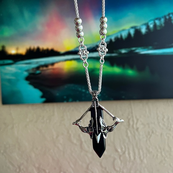 Handmade stainless steel maille link chain & onyx gemstone bow & arrow charm - Picture 11 of 12